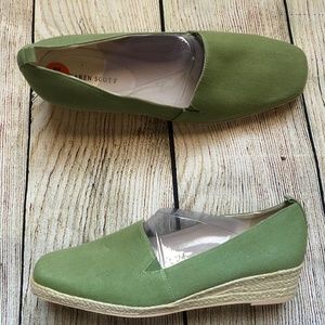 Karen Scott  Maggie Wedge Slip-On Shoe NWOT JKH006